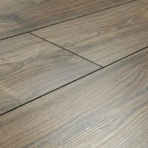 Ламинат Viva Floor Blue Label Эссен Темный 1150